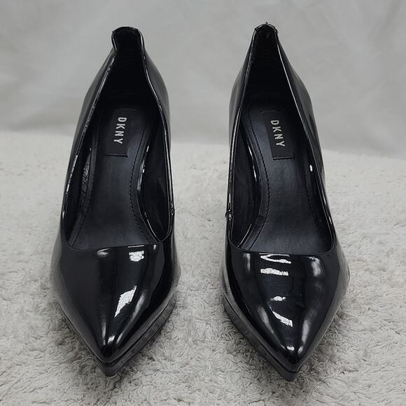 DKNY LEXIE POINTED TOE CLASSIC PUMP BLACK PATENT LEATHER LADIES SIZE 6 GUC - Picture 3 of 16